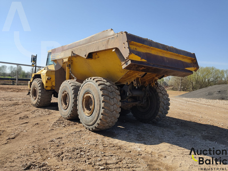 Komatsu HM400 - Zglobni istovarivač: slika Komatsu HM400 - Zglobni istovarivač Komatsu HM400 - Zglobni istovarivač: slika Komatsu HM400 - Zglobni istovarivač