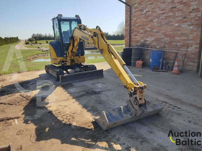 Komatsu PC35MR-5 - Mini bager: slika Komatsu PC35MR-5 - Mini bager Komatsu PC35MR-5 - Mini bager: slika Komatsu PC35MR-5 - Mini bager