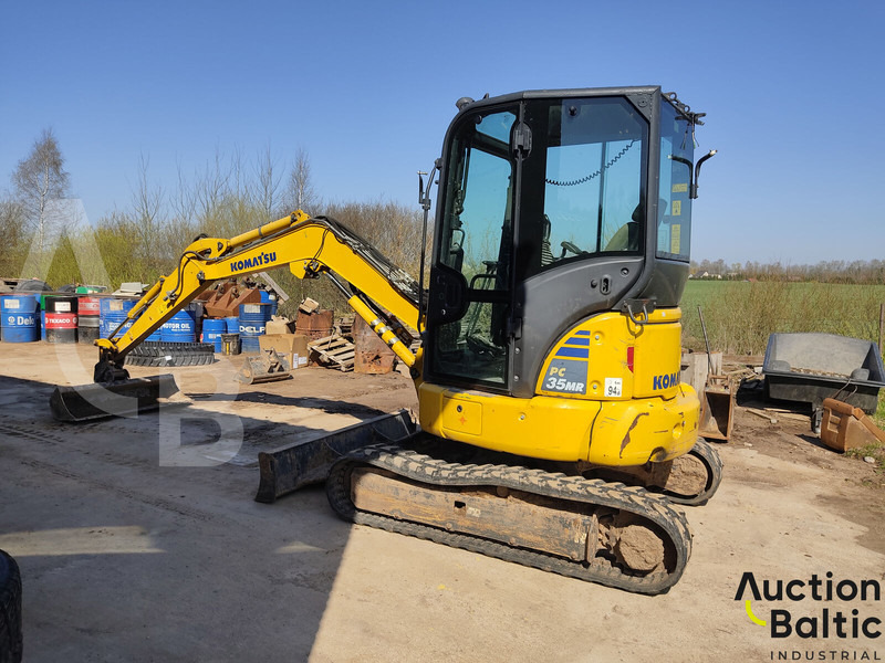 Komatsu PC35MR-5 - Mini bager: slika Komatsu PC35MR-5 - Mini bager Komatsu PC35MR-5 - Mini bager: slika Komatsu PC35MR-5 - Mini bager