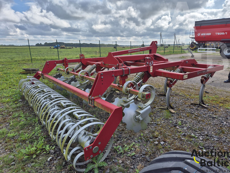 Kongskilde DF 4000 - Kultivator: slika Kongskilde DF 4000 - Kultivator Kongskilde DF 4000 - Kultivator: slika Kongskilde DF 4000 - Kultivator