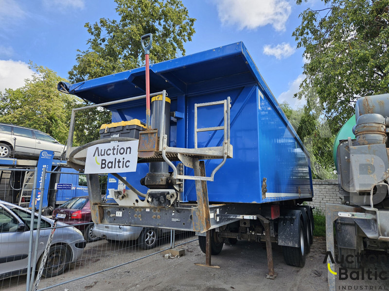 Langendorf SKA 24/30 - Poluprikolica s ceradom: slika Langendorf SKA 24/30 - Poluprikolica s ceradom Langendorf SKA 24/30 - Poluprikolica s ceradom: slika Langendorf SKA 24/30 - Poluprikolica s ceradom