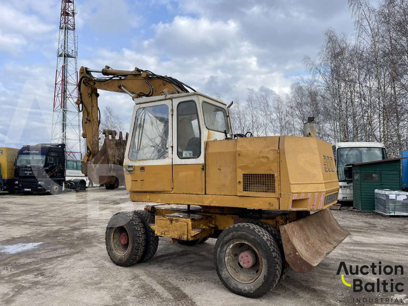 Liebherr A 900 C - Bager na kotačima: slika Liebherr A 900 C - Bager na kotačima Liebherr A 900 C - Bager na kotačima: slika Liebherr A 900 C - Bager na kotačima