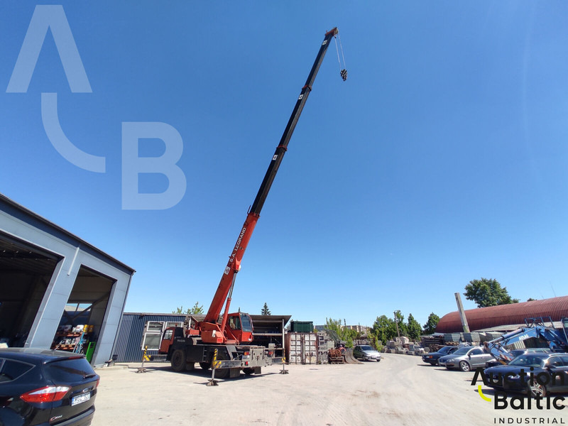 Liebherr LTM 1025 - Autodizalica za sve terene: slika Liebherr LTM 1025 - Autodizalica za sve terene Liebherr LTM 1025 - Autodizalica za sve terene: slika Liebherr LTM 1025 - Autodizalica za sve terene