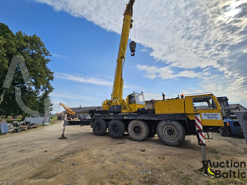 Liebherr LTM 1060 - Autodizalica za sve terene: slika Liebherr LTM 1060 - Autodizalica za sve terene Liebherr LTM 1060 - Autodizalica za sve terene: slika Liebherr LTM 1060 - Autodizalica za sve terene