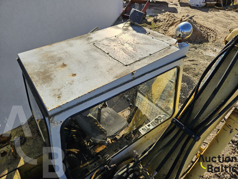 Bager gusjeničar Liebherr R 902: slika Bager gusjeničar Liebherr R 902 Bager gusjeničar Liebherr R 902: slika Bager gusjeničar Liebherr R 902