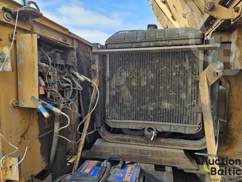 Bager gusjeničar Liebherr R 902: slika Bager gusjeničar Liebherr R 902 Bager gusjeničar Liebherr R 902: slika Bager gusjeničar Liebherr R 902