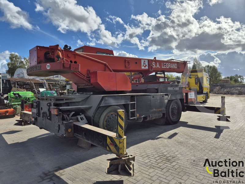 Liebherr UTM 526 - Kamionska dizalica: slika Liebherr UTM 526 - Kamionska dizalica Liebherr UTM 526 - Kamionska dizalica: slika Liebherr UTM 526 - Kamionska dizalica