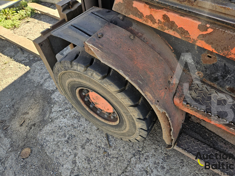 Diesel viličar Linde H60D-02: slika Diesel viličar Linde H60D-02