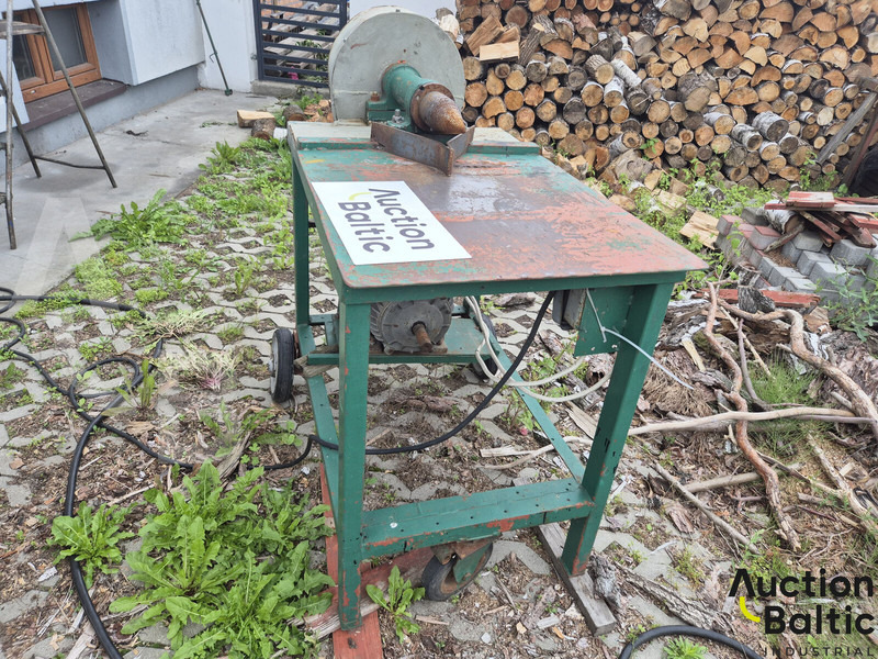 Log Splitter - Cjepač drva: slika Log Splitter - Cjepač drva Log Splitter - Cjepač drva: slika Log Splitter - Cjepač drva