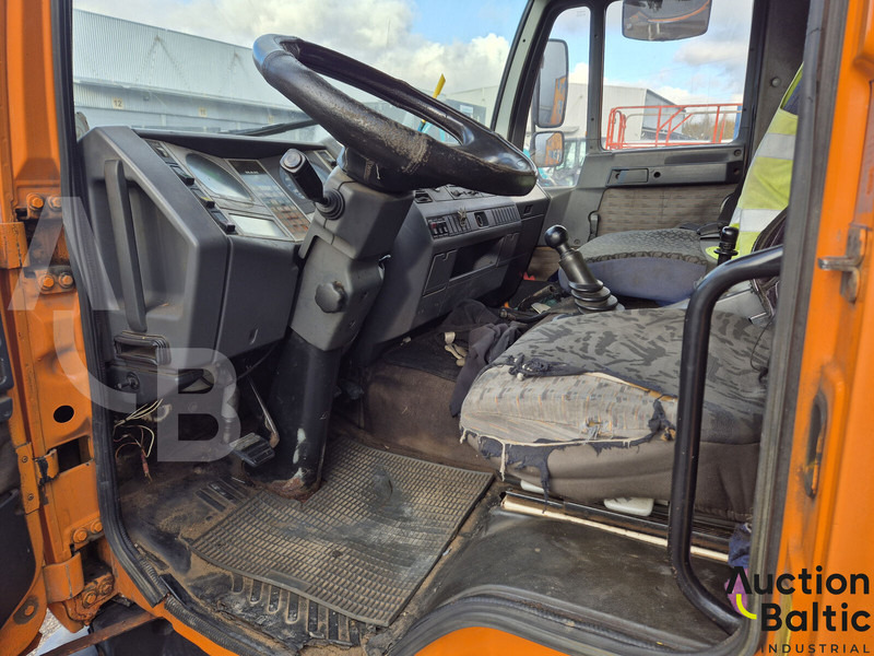 MAN 10.153 - Kamion za vuču: slika MAN 10.153 - Kamion za vuču MAN 10.153 - Kamion za vuču: slika MAN 10.153 - Kamion za vuču