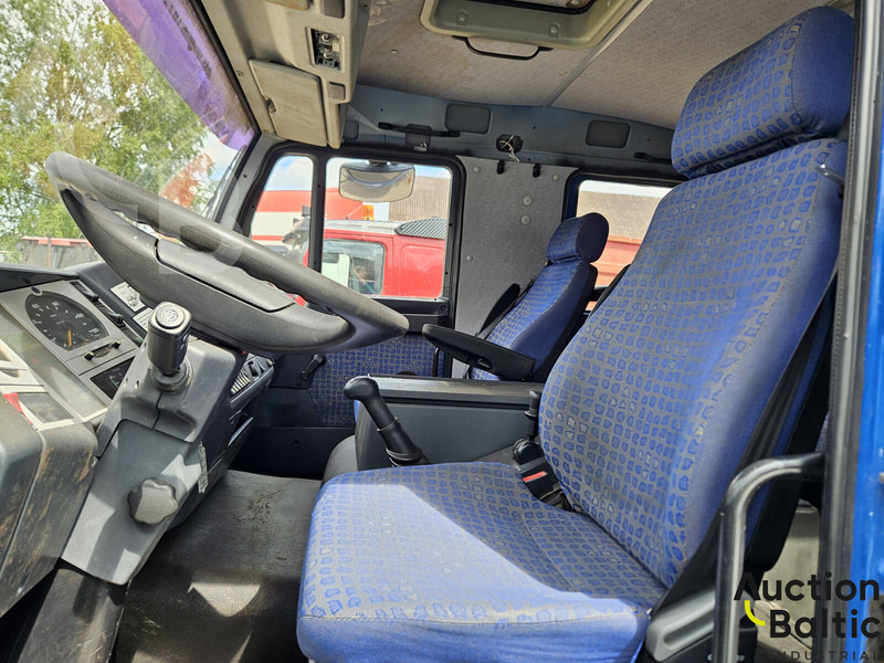 MAN 18.225 - Kamion-šasija: slika MAN 18.225 - Kamion-šasija MAN 18.225 - Kamion-šasija: slika MAN 18.225 - Kamion-šasija