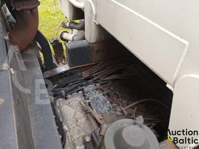 Vakum kamion MAN T 46: slika Vakum kamion MAN T 46