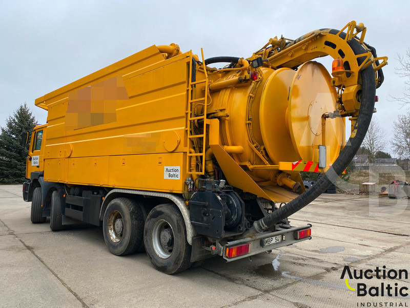 MAN T46 - Vakum kamion: slika MAN T46 - Vakum kamion MAN T46 - Vakum kamion: slika MAN T46 - Vakum kamion
