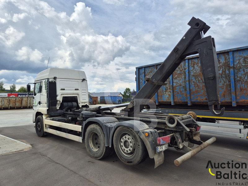 MAN TGA26.463 - Kamion s kukastom dizalicom: slika MAN TGA26.463 - Kamion s kukastom dizalicom MAN TGA26.463 - Kamion s kukastom dizalicom: slika MAN TGA26.463 - Kamion s kukastom dizalicom