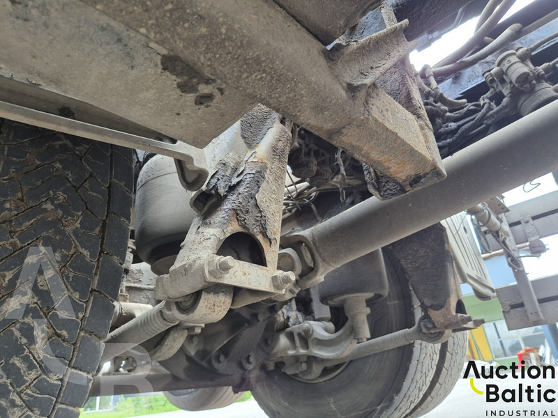 Kamion s kukastom dizalicom MAN TGA26.463: slika Kamion s kukastom dizalicom MAN TGA26.463