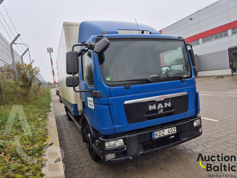 MAN TGL12.220 BL - Kamion sandučar: slika MAN TGL12.220 BL - Kamion sandučar MAN TGL12.220 BL - Kamion sandučar: slika MAN TGL12.220 BL - Kamion sandučar