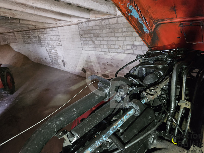 Traktor MTZ Belarus MTZ 80L: slika Traktor MTZ Belarus MTZ 80L