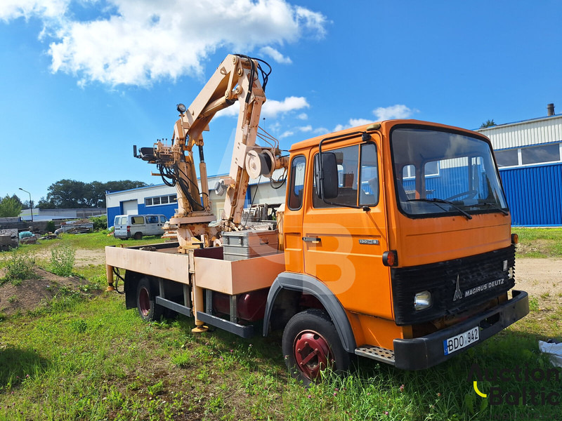 Magirus 130 M 8 - Kamion s otvorenim sandukom, Kamion s kranom: slika Magirus 130 M 8 - Kamion s otvorenim sandukom, Kamion s kranom Magirus 130 M 8 - Kamion s otvorenim sandukom, Kamion s kranom: slika Magirus 130 M 8 - Kamion s otvorenim sandukom, Kamion s kranom