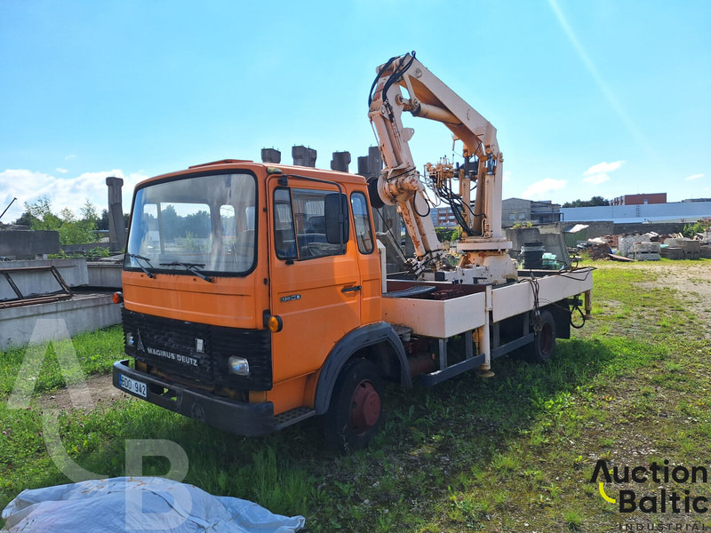 Magirus 130 M 8 - Kamion s otvorenim sandukom, Kamion s kranom: slika Magirus 130 M 8 - Kamion s otvorenim sandukom, Kamion s kranom Magirus 130 M 8 - Kamion s otvorenim sandukom, Kamion s kranom: slika Magirus 130 M 8 - Kamion s otvorenim sandukom, Kamion s kranom