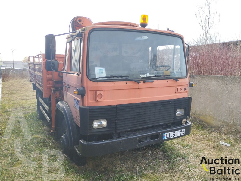 Magirus 168 M 11 - Kiper, Kamion s kranom: slika Magirus 168 M 11 - Kiper, Kamion s kranom Magirus 168 M 11 - Kiper, Kamion s kranom: slika Magirus 168 M 11 - Kiper, Kamion s kranom
