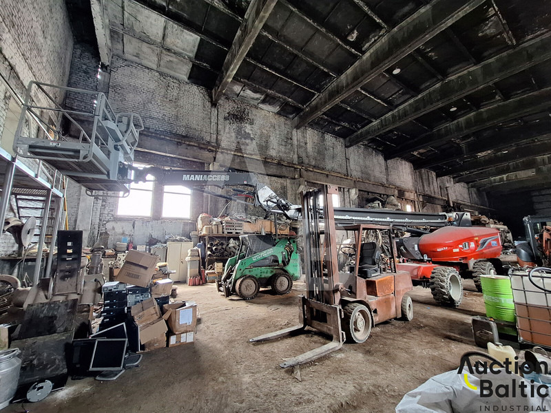 Manitou 280 TJ - Zglobni krak: slika Manitou 280 TJ - Zglobni krak Manitou 280 TJ - Zglobni krak: slika Manitou 280 TJ - Zglobni krak