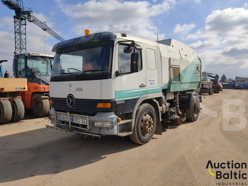 Mercedes-Benz 1517 - Cestovna čistilica: slika Mercedes-Benz 1517 - Cestovna čistilica Mercedes-Benz 1517 - Cestovna čistilica: slika Mercedes-Benz 1517 - Cestovna čistilica