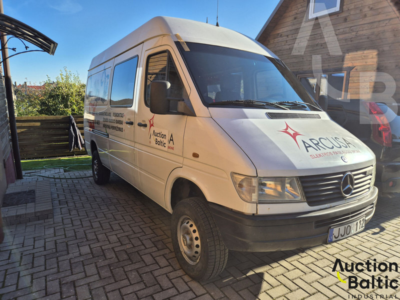 Mercedes-Benz 300-serie 312 D - Furgon: slika Mercedes-Benz 300-serie 312 D - Furgon Mercedes-Benz 300-serie 312 D - Furgon: slika Mercedes-Benz 300-serie 312 D - Furgon