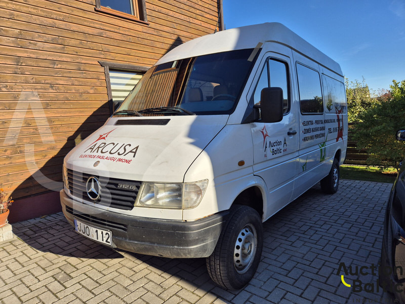 Mercedes-Benz 300-serie 312 D - Furgon: slika Mercedes-Benz 300-serie 312 D - Furgon Mercedes-Benz 300-serie 312 D - Furgon: slika Mercedes-Benz 300-serie 312 D - Furgon