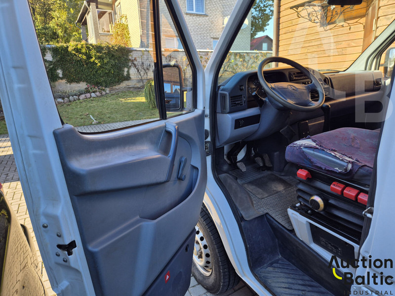 Mercedes-Benz 300-serie 312 D - Furgon: slika Mercedes-Benz 300-serie 312 D - Furgon Mercedes-Benz 300-serie 312 D - Furgon: slika Mercedes-Benz 300-serie 312 D - Furgon