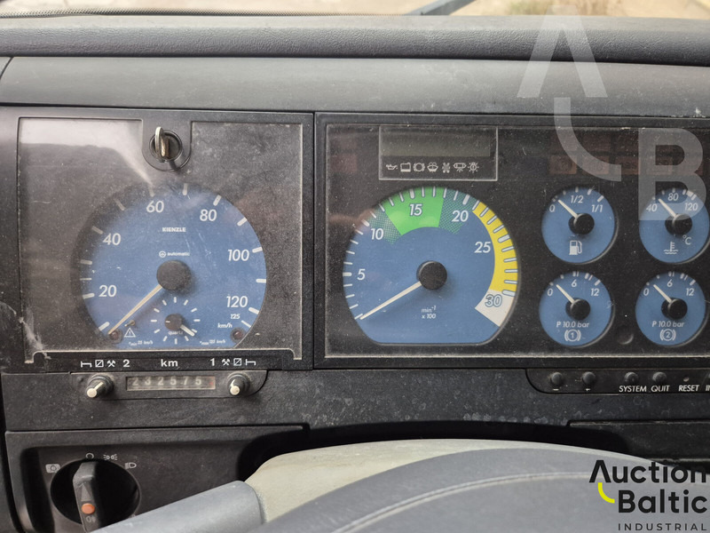 Mercedes-Benz 817 L - Kamion s ceradom: slika Mercedes-Benz 817 L - Kamion s ceradom Mercedes-Benz 817 L - Kamion s ceradom: slika Mercedes-Benz 817 L - Kamion s ceradom