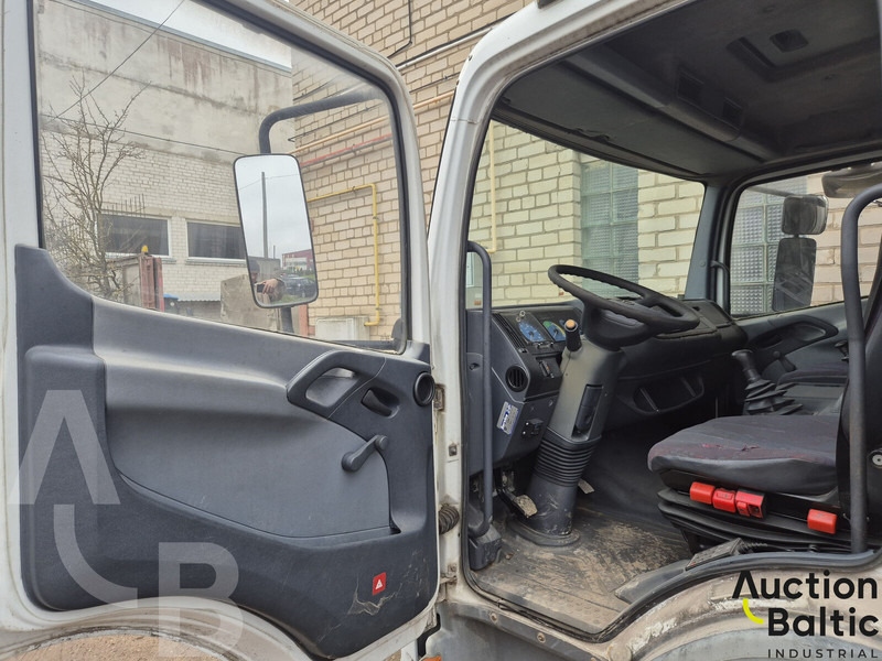 Mercedes-Benz 817 L - Kamion s ceradom: slika Mercedes-Benz 817 L - Kamion s ceradom Mercedes-Benz 817 L - Kamion s ceradom: slika Mercedes-Benz 817 L - Kamion s ceradom