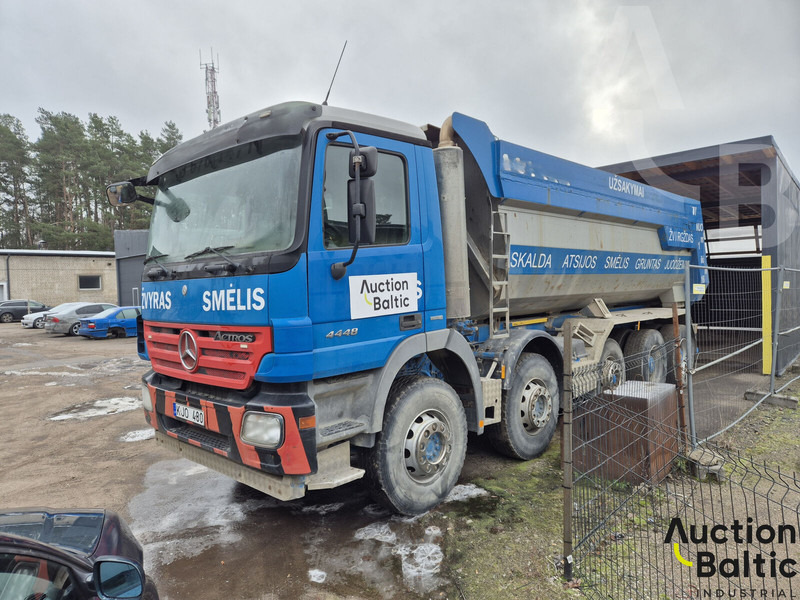 Mercedes-Benz Actros 4448 - Kiper: slika Mercedes-Benz Actros 4448 - Kiper Mercedes-Benz Actros 4448 - Kiper: slika Mercedes-Benz Actros 4448 - Kiper