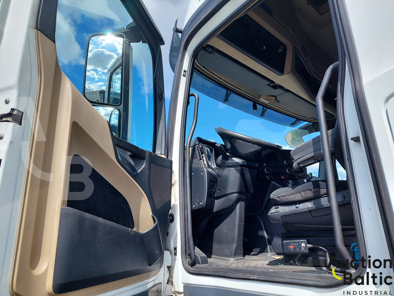 Mercedes-Benz Actros - Kamion s ceradom: slika Mercedes-Benz Actros - Kamion s ceradom Mercedes-Benz Actros - Kamion s ceradom: slika Mercedes-Benz Actros - Kamion s ceradom