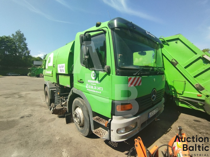Mercedes-Benz Atego 1318 - Cestovna čistilica: slika Mercedes-Benz Atego 1318 - Cestovna čistilica Mercedes-Benz Atego 1318 - Cestovna čistilica: slika Mercedes-Benz Atego 1318 - Cestovna čistilica