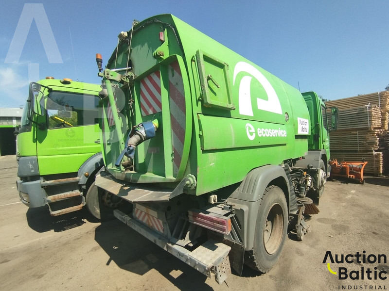 Mercedes-Benz Atego 1318 - Cestovna čistilica: slika Mercedes-Benz Atego 1318 - Cestovna čistilica Mercedes-Benz Atego 1318 - Cestovna čistilica: slika Mercedes-Benz Atego 1318 - Cestovna čistilica