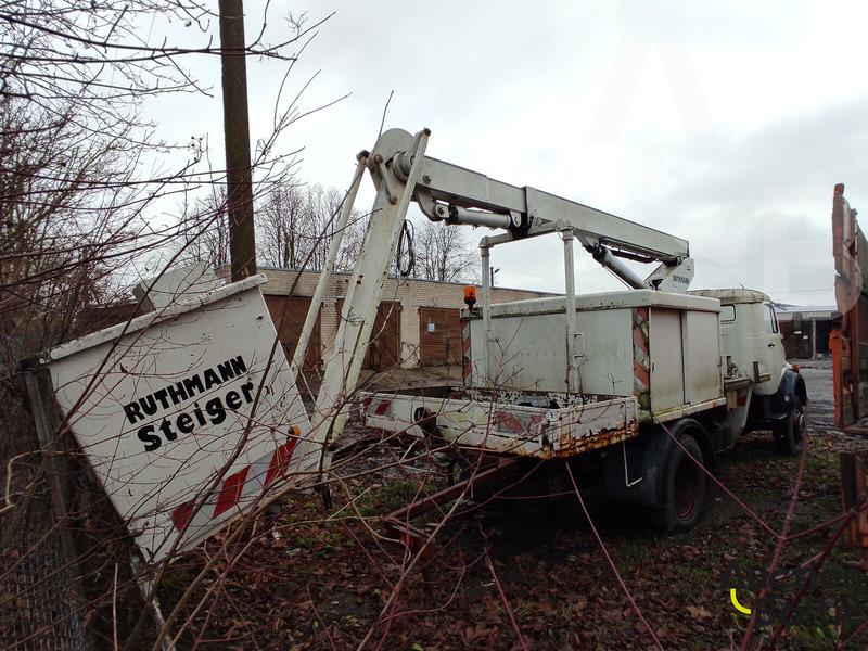 Mercedes-Benz Lako 911 - Podizna platforma montirana na kamion: slika Mercedes-Benz Lako 911 - Podizna platforma montirana na kamion Mercedes-Benz Lako 911 - Podizna platforma montirana na kamion: slika Mercedes-Benz Lako 911 - Podizna platforma montirana na kamion