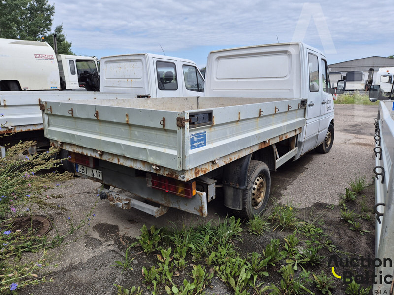 Mercedes-Benz Sprinter 208 CDI - Dostavno vozilo s ravnom platformom, Dostavno vozilo s dvostrukom kabinom: slika Mercedes-Benz Sprinter 208 CDI - Dostavno vozilo s ravnom platformom, Dostavno vozilo s dvostrukom kabinom Mercedes-Benz Sprinter 208 CDI - Dostavno vozilo s ravnom platformom, Dostavno vozilo s dvostrukom kabinom: slika Mercedes-Benz Sprinter 208 CDI - Dostavno vozilo s ravnom platformom, Dostavno vozilo s dvostrukom kabinom