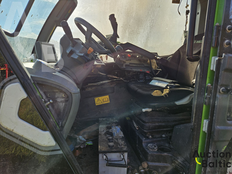 Merlo TF50.8TCS-170-CVTRONIC - Teleskopski rukovatelj: slika Merlo TF50.8TCS-170-CVTRONIC - Teleskopski rukovatelj Merlo TF50.8TCS-170-CVTRONIC - Teleskopski rukovatelj: slika Merlo TF50.8TCS-170-CVTRONIC - Teleskopski rukovatelj