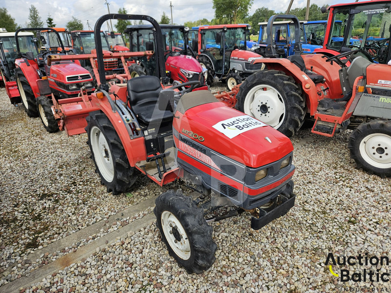 Mitsubishi MT200 - Traktor: slika Mitsubishi MT200 - Traktor Mitsubishi MT200 - Traktor: slika Mitsubishi MT200 - Traktor