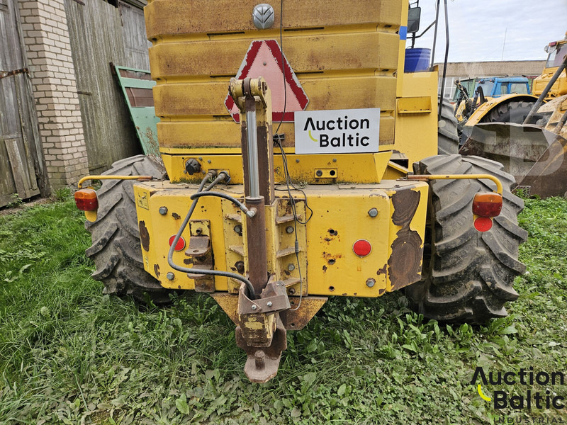 New Holland FX 50 - Silažni kombajn: slika New Holland FX 50 - Silažni kombajn New Holland FX 50 - Silažni kombajn: slika New Holland FX 50 - Silažni kombajn