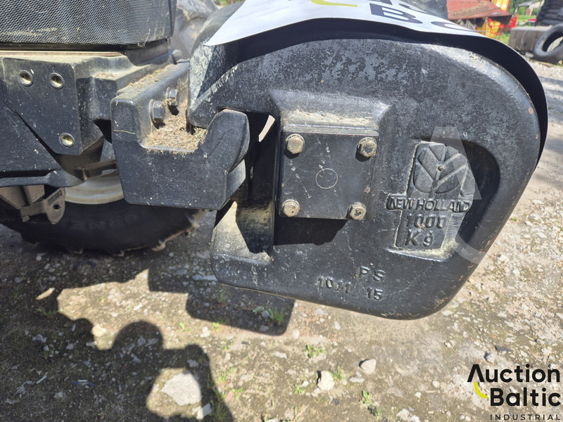 Traktor New Holland T 7.210: slika Traktor New Holland T 7.210