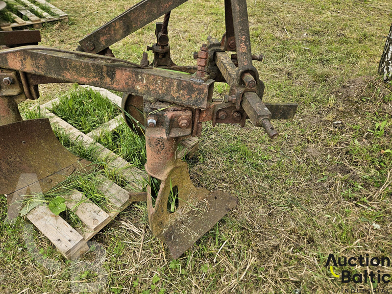 Plug Onbekend Plow: slika Plug Onbekend Plow