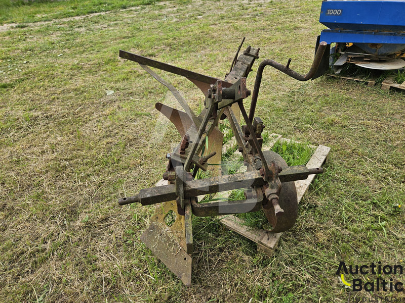 Onbekend Plow - Plug: slika Onbekend Plow - Plug Onbekend Plow - Plug: slika Onbekend Plow - Plug