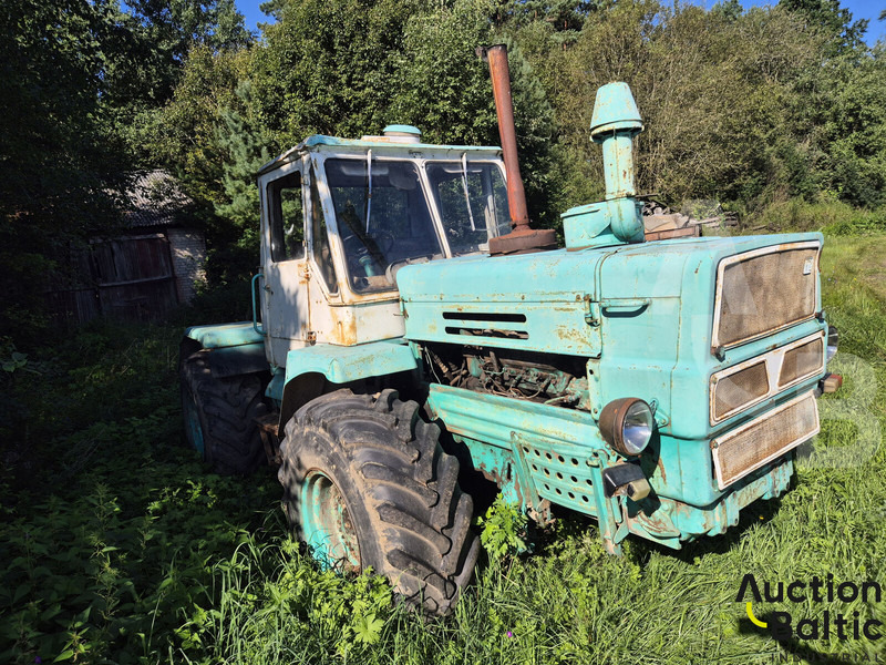 Onbekend T150K - Traktor: slika Onbekend T150K - Traktor Onbekend T150K - Traktor: slika Onbekend T150K - Traktor