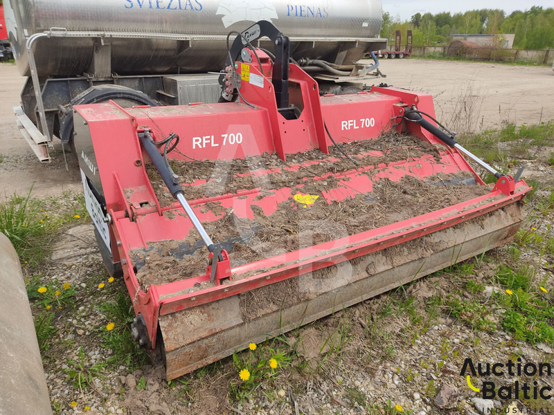 Prinoth RFL 700-2300U - Drobilica za drvo: slika Prinoth RFL 700-2300U - Drobilica za drvo Prinoth RFL 700-2300U - Drobilica za drvo: slika Prinoth RFL 700-2300U - Drobilica za drvo