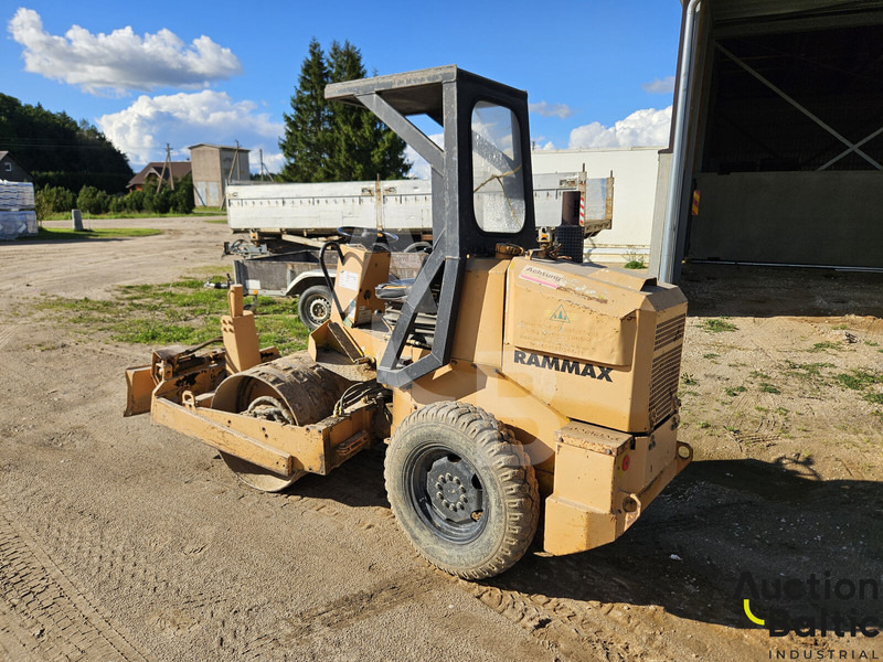 Rammax RW1800 SPT - Valjak: slika Rammax RW1800 SPT - Valjak Rammax RW1800 SPT - Valjak: slika Rammax RW1800 SPT - Valjak