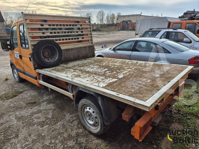 Renault Master - Kamion s otvorenim sandukom: slika Renault Master - Kamion s otvorenim sandukom Renault Master - Kamion s otvorenim sandukom: slika Renault Master - Kamion s otvorenim sandukom