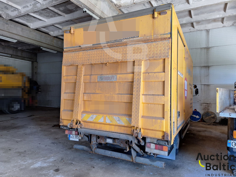 Renault Midlum 180.08 - Vakum kamion: slika Renault Midlum 180.08 - Vakum kamion Renault Midlum 180.08 - Vakum kamion: slika Renault Midlum 180.08 - Vakum kamion