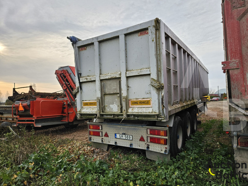 SDC - Poluprikolica s ceradom: slika SDC - Poluprikolica s ceradom SDC - Poluprikolica s ceradom: slika SDC - Poluprikolica s ceradom