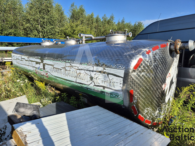 STAINLESS steel tank - Kamion cisterna: slika STAINLESS steel tank - Kamion cisterna STAINLESS steel tank - Kamion cisterna: slika STAINLESS steel tank - Kamion cisterna